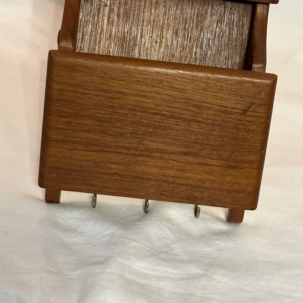 Goodwood Wall Mail Organizer Brown Excellent Teak Wood 3 Tier Key Rack Vintage